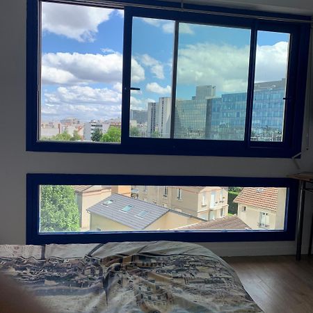 Paris La Defense - Santorin Apartment With Jacuzzi กูร์เบอวัวร์ ภายนอก รูปภาพ